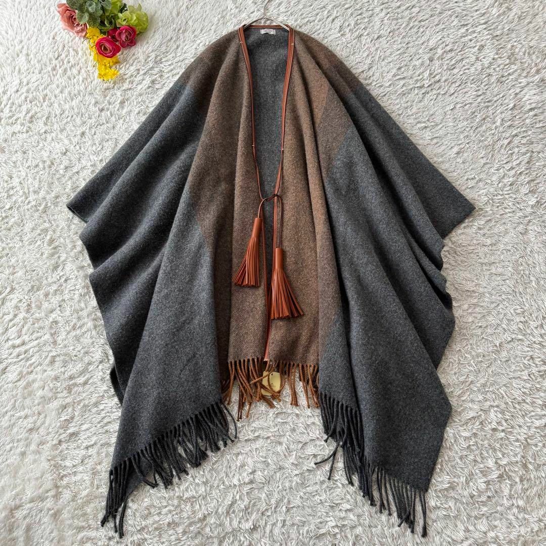 タグ付 エルメス HERMES ポンチョ ケープコート カシミヤ タグ付 エルメス HERMES ポンチョ ケープコート カシミヤ