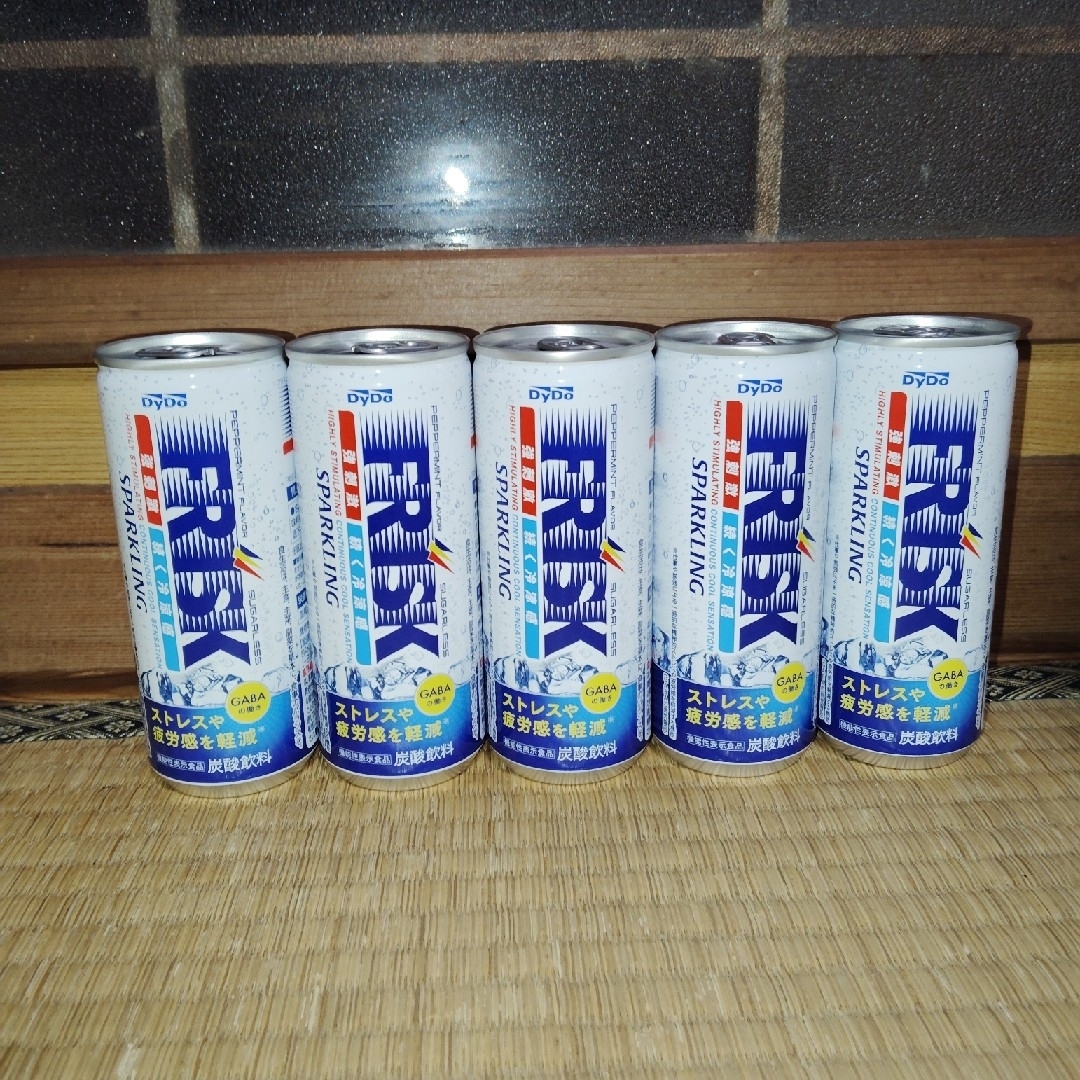 ダイドー(ダイドー)のフリスク スパークリング 食品/飲料/酒の飲料(その他)の商品写真
