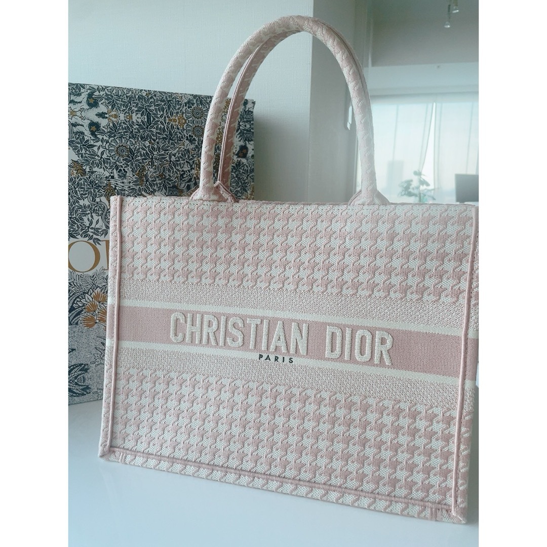 Christian Dior - 【ギャランティー有】ディオール ブックトート Christian Dior - 【ギャランティー有】ディオール ブックトート