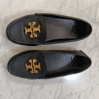 TORY とてつもなく BURCH】新作 トリーバーチ 新品未使用 ローファー TORY とてつもなく BURCH】新作 トリーバーチ 新品未使用 ローファー