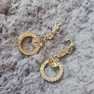 SWAROVSKI - ○未使用級〇スワロフスキー Dextera フープピアス クリスタルパヴェの通販|ラクマ SWAROVSKI - ○未使用級〇スワロフスキー Dextera フープピアス クリスタルパヴェの通販|ラクマ