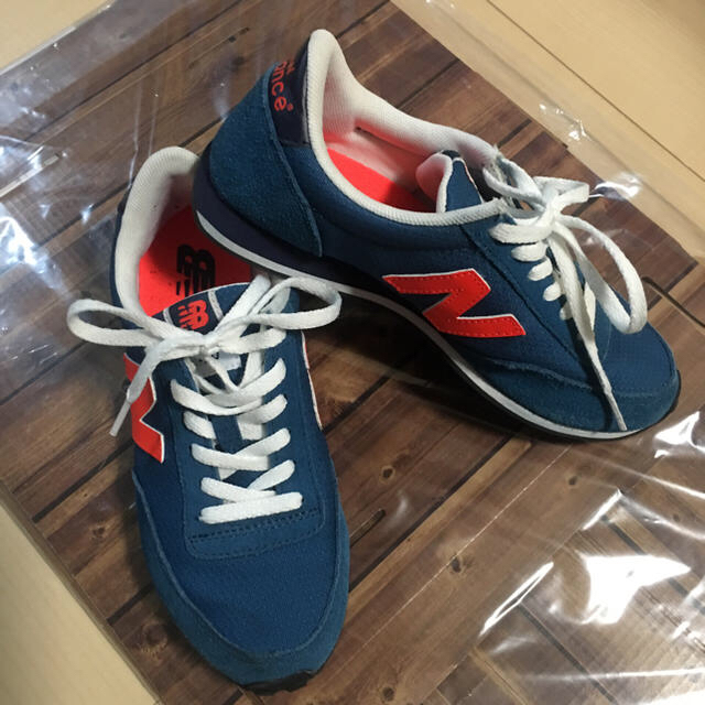 New Balance(ニューバランス)のnew balance 410 22cm レディース ネオン レディースの靴/シューズ(スニーカー)の商品写真