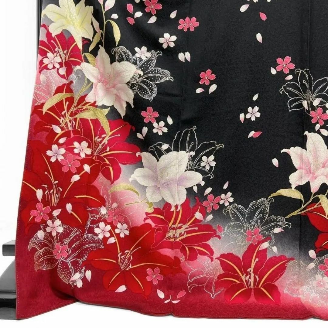 刺繍 百合 花吹雪 振袖 晴れの日 成人式 卒業式 着物 012a p 刺繍 百合 花吹雪 振袖 晴れの日 成人式 卒業式 着物 012a p