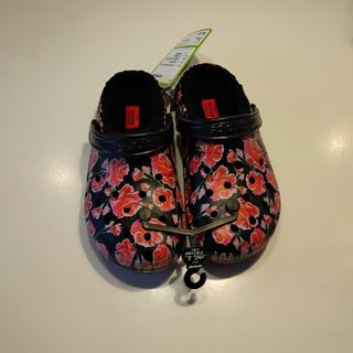 crocs(サンダル)のフリマアイテム一覧 crocs(サンダル)のフリマアイテム一覧