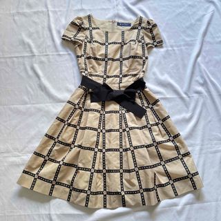 美品エムズグレイシー美ラインワンピースベージュ38 美品エムズグレイシー美ラインワンピースベージュ38