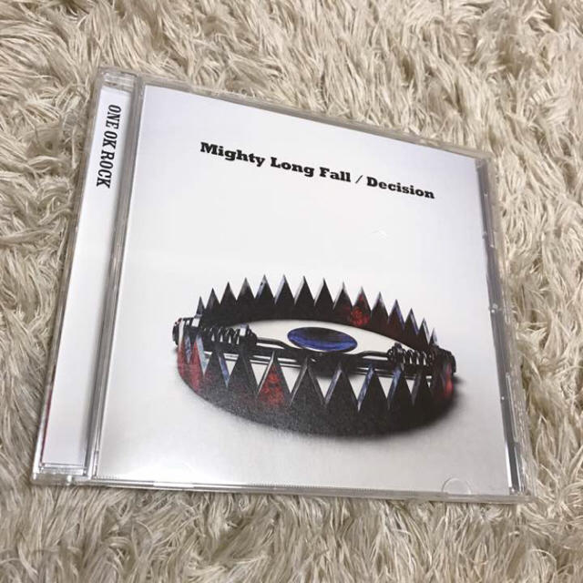 ONE OK ROCK(ワンオクロック)のONE OK ROCK Mighty Long Fall/Decision エンタメ/ホビーのタレントグッズ(ミュージシャン)の商品写真