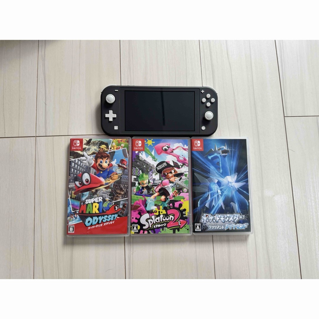 Nintendo Switch Lite + ゲームソフト3本セット Nintendo Switch Lite + ゲームソフト3本セット