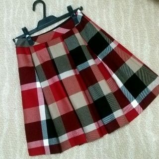 バーバリー(BURBERRY)の美品♡ブルーレーベルクレストブリッジ スカート(ひざ丈スカート)