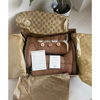 UGG(ロング ・ ブーツ)のフリマアイテム一覧 UGG(ロング ・ ブーツ)のフリマアイテム一覧