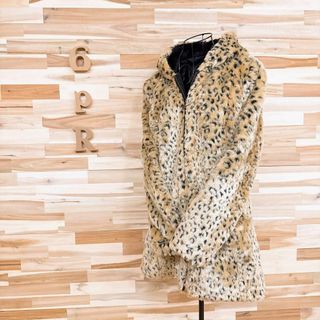ZARA(毛皮/ファーコート)のフリマアイテム一覧 ZARA(毛皮/ファーコート)のフリマアイテム一覧