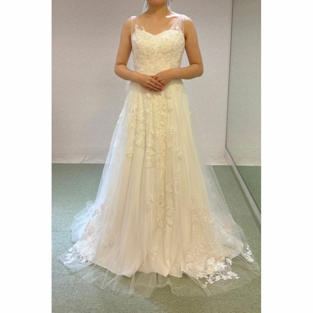 エレガント ウェディングドレス 贅沢な総レース 優雅なシルエット 結婚式