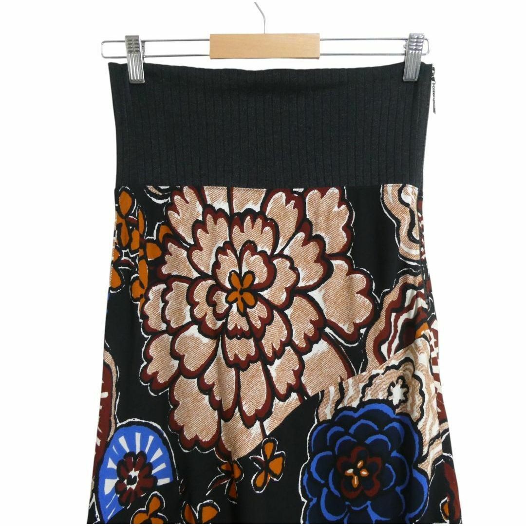 LOUIS VUITTON - 美品 LOUIS VUITTON シルク 花柄 総柄 ロング LOUIS VUITTON - 美品 LOUIS VUITTON シルク 花柄 総柄 ロング