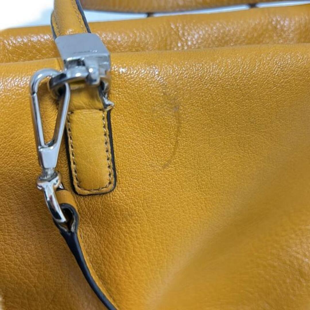 COACH(コーチ) ハンドバッグ - オレンジ ミニバッグ レザー COACH(コーチ) ハンドバッグ - オレンジ ミニバッグ レザー