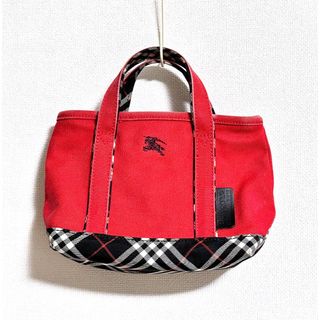 BURBERRY(レッド/赤色系)のフリマアイテム一覧 BURBERRY(レッド/赤色系)のフリマアイテム一覧