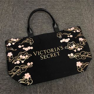 Victoria's Secret(トートバッグ)のフリマアイテム一覧 Victoria's Secret(トートバッグ)のフリマアイテム一覧