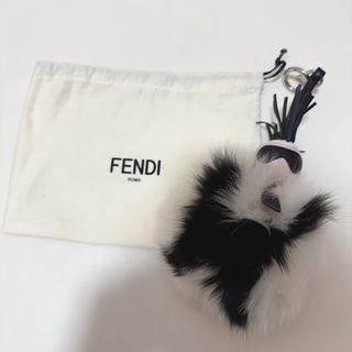 FENDI(チャーム)のフリマアイテム一覧 FENDI(チャーム)のフリマアイテム一覧