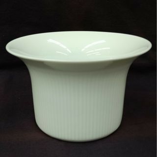 Noritake - オールドノリタケ 日陶 朱地白菊 花瓶(中)花柄 Noritake - オールドノリタケ 日陶 朱地白菊 花瓶(中)花柄