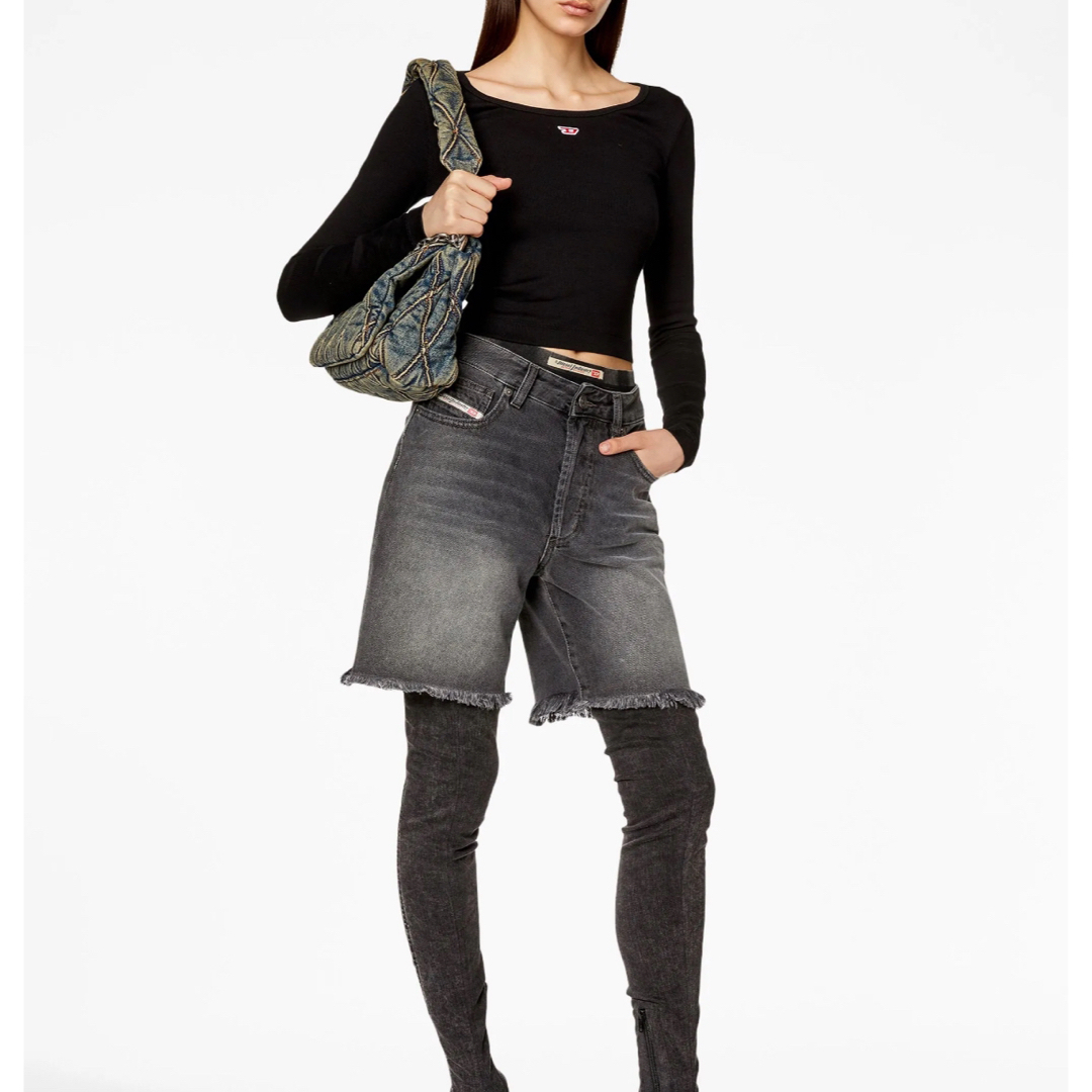 DIESEL - ディーゼル diesel トップス ブラックの通販 by aya DIESEL - ディーゼル diesel トップス ブラックの通販 by aya