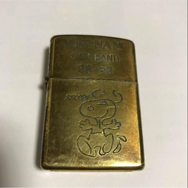 ZIPPO(ジッポー)のビンテージ★ベトナムジッポーCamRanh68-69★スヌーピー★J 47 インテリア/住まい/日用品の日用品/生活雑貨/旅行(日用品/生活雑貨)の商品写真