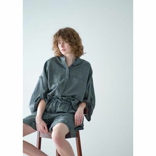 ebure(シャツ/ブラウス(長袖/七分))のフリマアイテム一覧 ebure(シャツ/ブラウス(長袖/七分))のフリマアイテム一覧