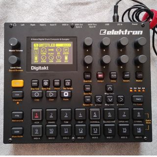 AKAI EB-16 エフェクトボードの通販 by yasu's shop|ラクマ AKAI EB-16 エフェクトボードの通販 by yasu's shop|ラクマ