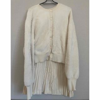 ローリーズファーム(LOWRYS FARM)のLOWRYS FARM  カーディガン＆ニットスカートセットアップ　ホワイト(セット/コーデ)