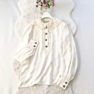 CHANEL(フリル ・ シャツ/ブラウス(長袖/七分))のフリマ CHANEL(フリル ・ シャツ/ブラウス(長袖/七分))のフリマ