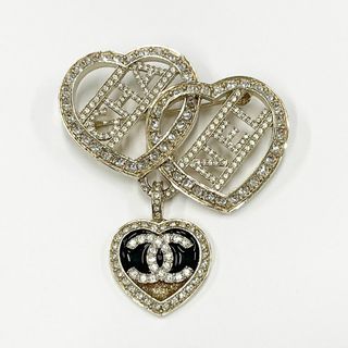 CHANEL(ハート ・ ブローチ/コサージュ)のフリマアイテム一覧 CHANEL(ハート ・ ブローチ/コサージュ)のフリマアイテム一覧
