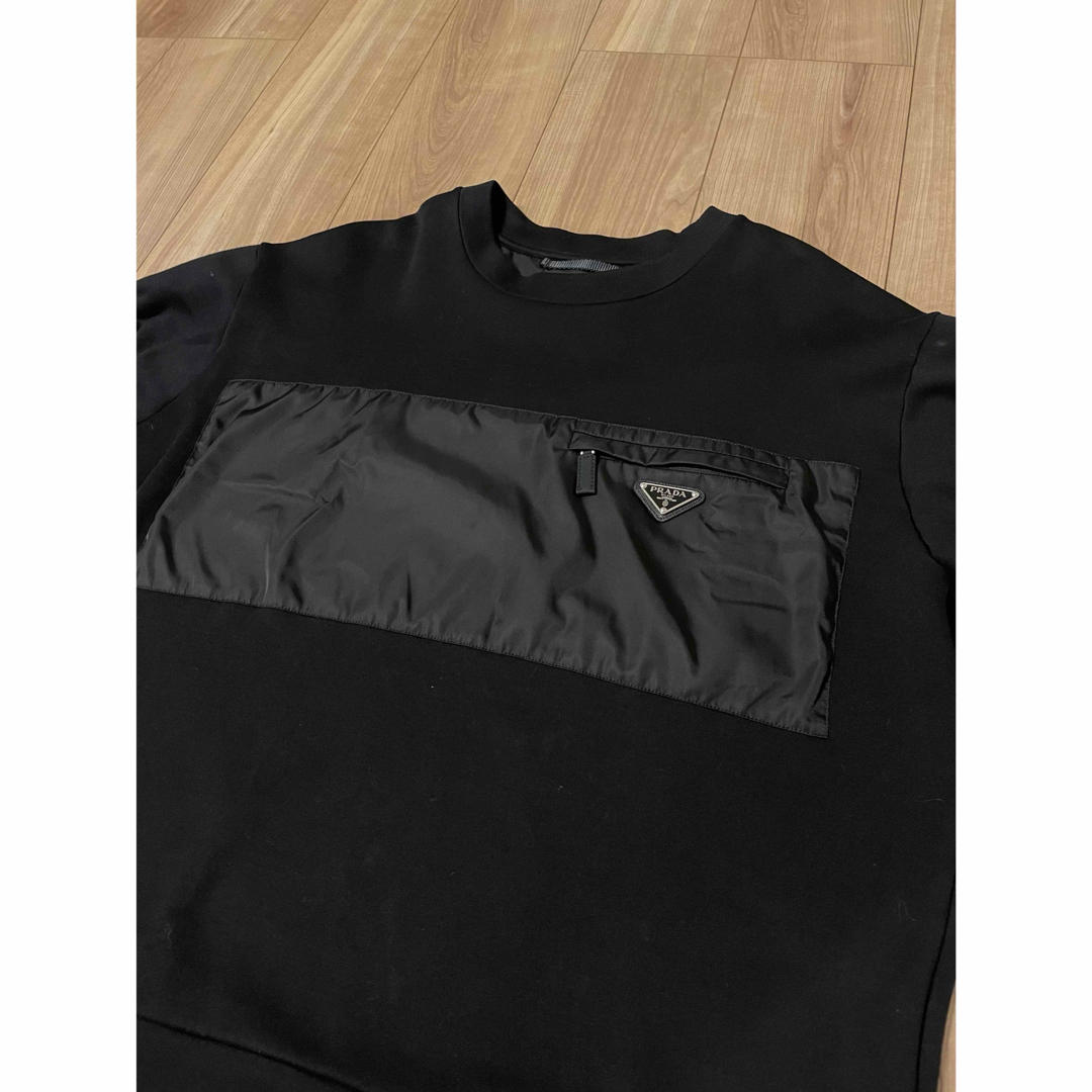 PRADA - プラダ スウェット 三角ロゴ Re-Nylon PRADA トレーナー PRADA - プラダ スウェット 三角ロゴ Re-Nylon PRADA トレーナー
