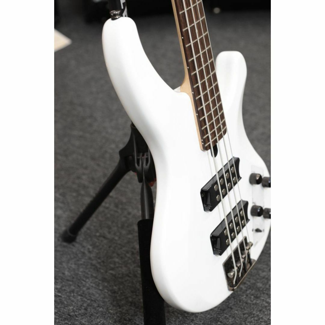 9495】 YAMAHA TRBX304 アクティブ エレキベース 白