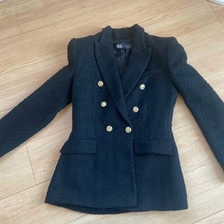 ZARA(ノーカラージャケット ・ ブラック/黒色系)のフリマ ZARA(ノーカラージャケット ・ ブラック/黒色系)のフリマ