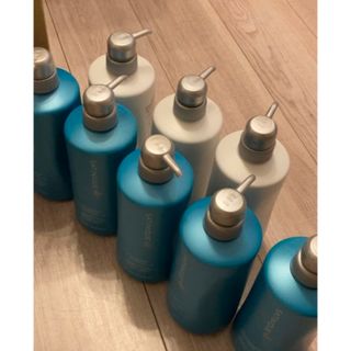 Amway(シャンプー/コンディショナーセット)のフリマアイテム一覧 Amway(シャンプー/コンディショナーセット)のフリマアイテム一覧
