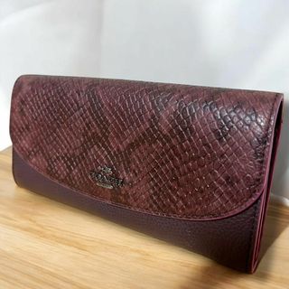COACH(財布 ・ パープル/紫色系)のフリマアイテム一覧 COACH(財布 ・ パープル/紫色系)のフリマアイテム一覧