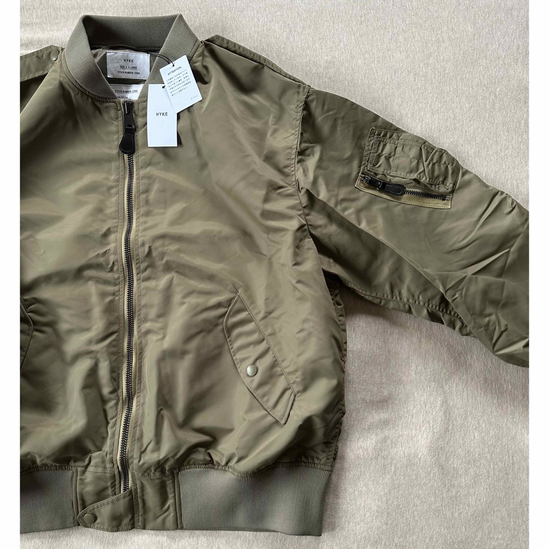 4新品 HYKE メンズ TYPE L-2A JACKET ブルゾン カーキ 4新品 HYKE メンズ TYPE L-2A JACKET ブルゾン カーキ