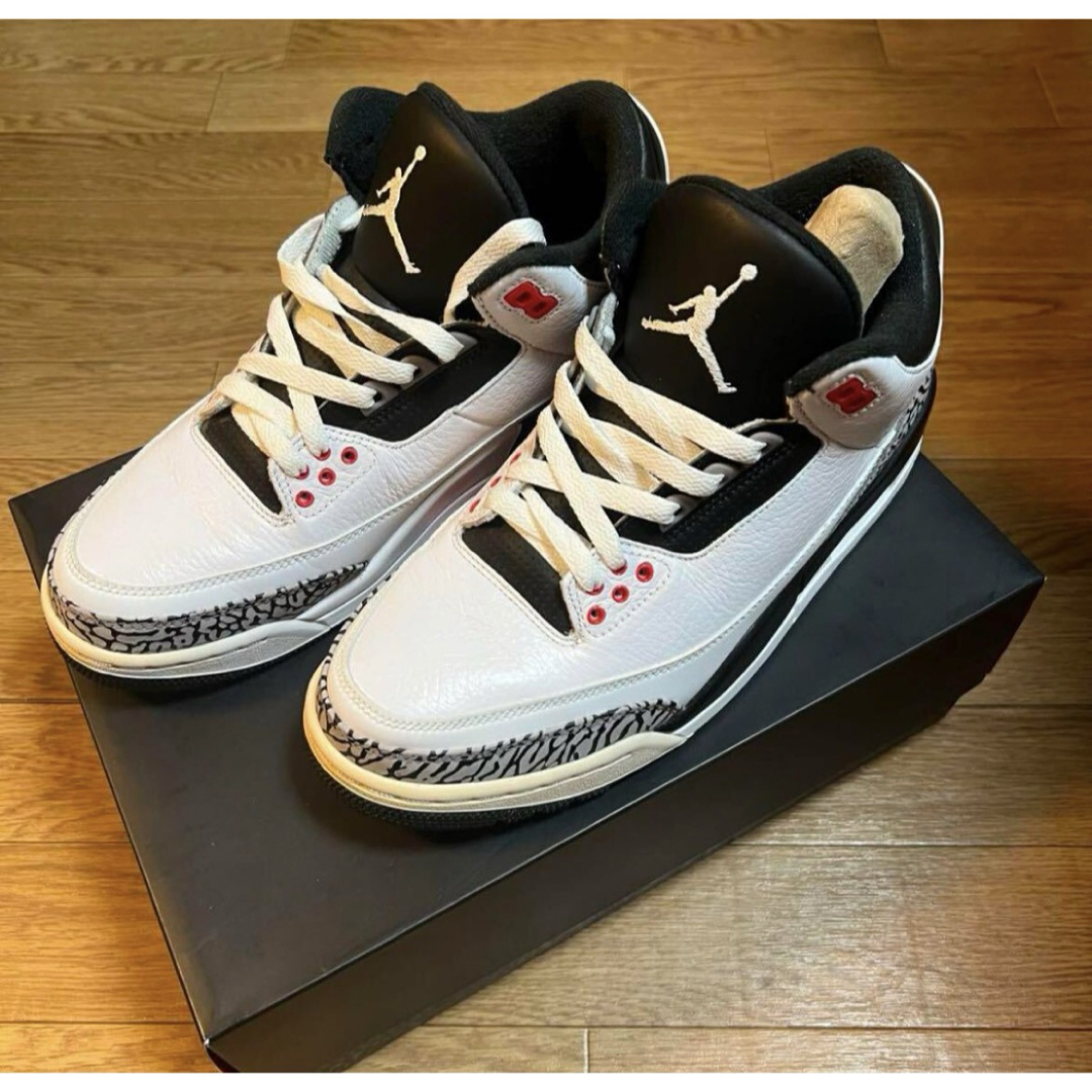 ジョーダンjordan 3 RETROインフラレッド26.5DEADSTOCK 靴/シューズ ジョーダンjordan 3 RETROインフラレッド26.5DEADSTOCK 靴/シューズ