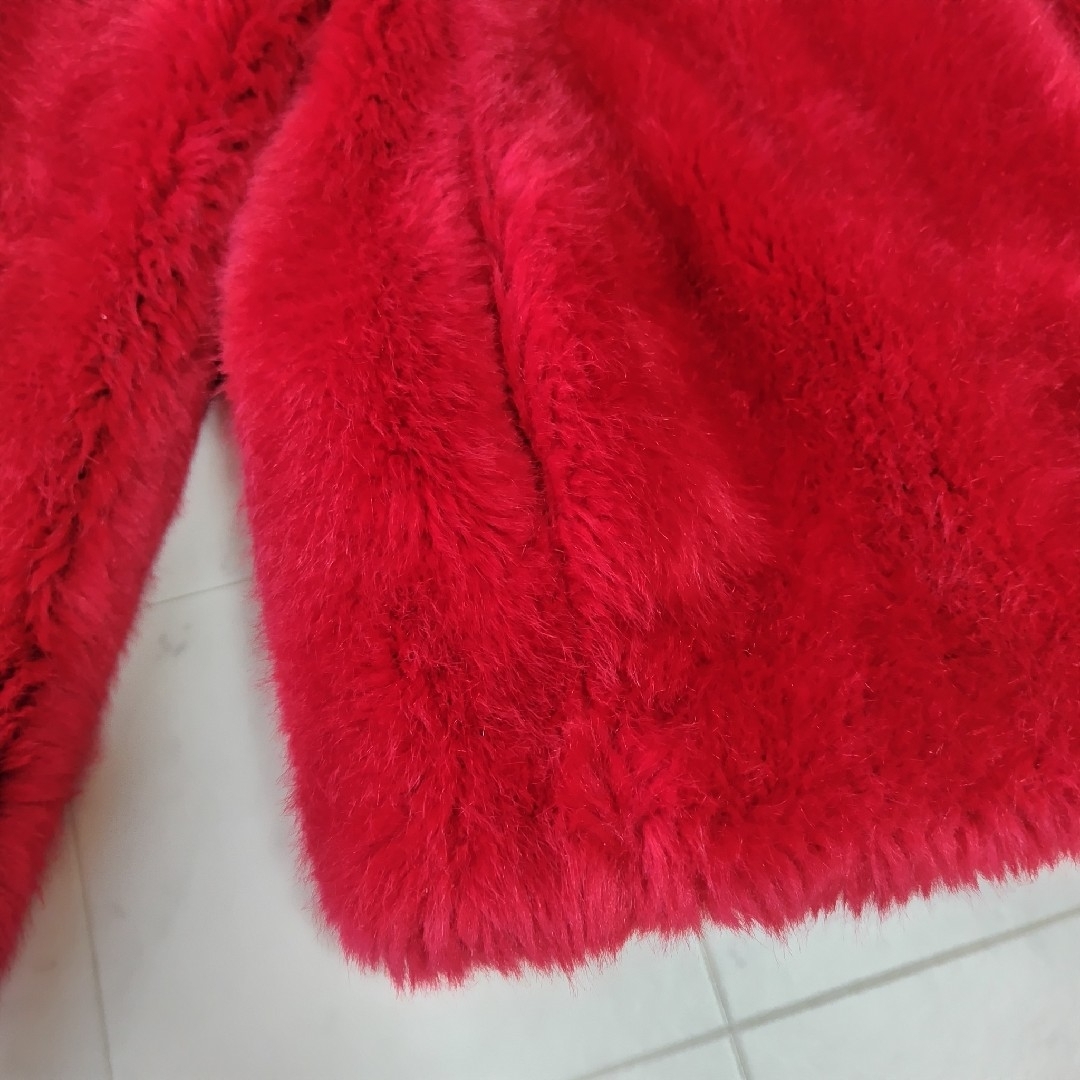ZARA - 美品【ZARA】赤 ファーコート S ショート アウター 毛皮 ZARA - 美品【ZARA】赤 ファーコート S ショート アウター 毛皮