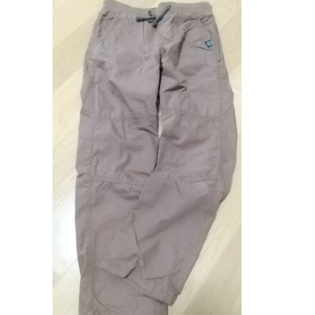 H&M(エイチアンドエム)のキッズ 長ズボン キッズ/ベビー/マタニティのキッズ服男の子用(90cm~)(パンツ/スパッツ)の商品写真