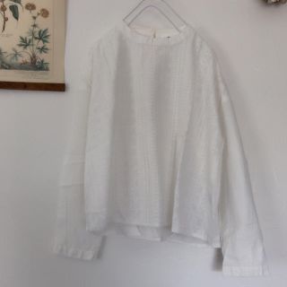 ニコアンド(niko and...)のみっ様専用 ニコアンド 刺繍ブラウス(シャツ/ブラウス(長袖/七分))