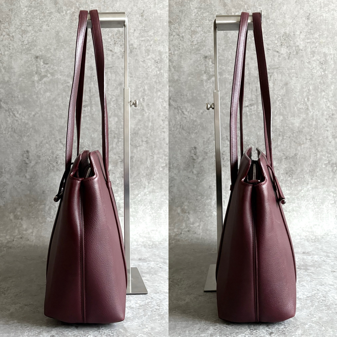 極美品】Cartier カボション マストライン トートバッグ 肩掛け 極美品】Cartier カボション マストライン トートバッグ 肩掛け