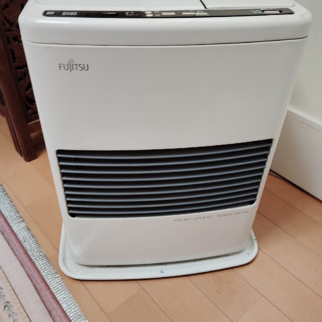 FUJITSU GENERAL - 石油ファンヒーター6畳用の通販 by MoMo's FUJITSU GENERAL - 石油ファンヒーター6畳用の通販 by MoMo's