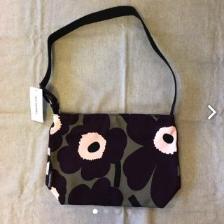 マリメッコ(marimekko)の【新品・未使用】マリメッコ ショルダーバッグ ハンドバッグ ウニッコ(ショルダーバッグ)