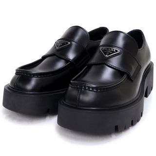 PRADA - 未使用 プラダ ロゴ 外羽根 レザー ダービーシューズ 黒 PRADA - 未使用 プラダ ロゴ 外羽根 レザー ダービーシューズ 黒