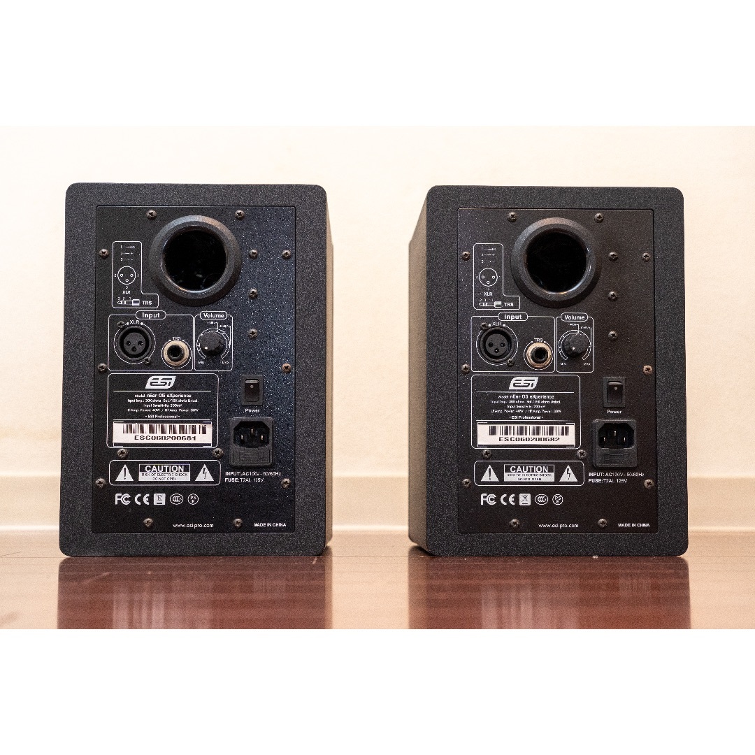 ESI nEar05 eXperience モニタースピーカー(中古品) ESI nEar05 eXperience モニタースピーカー(中古品)