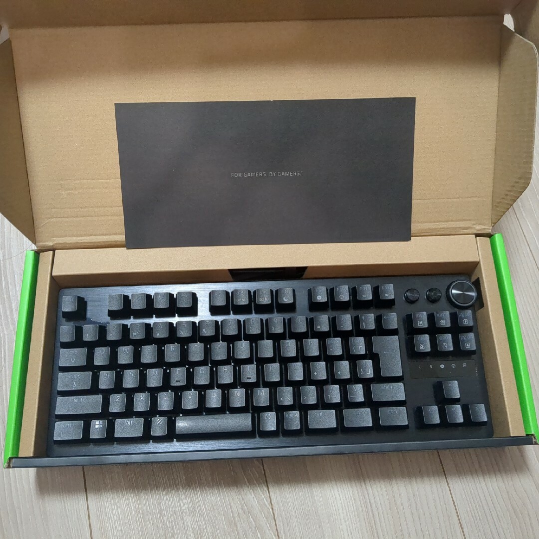 最新入荷 超速起動M.2 512GB 2in1タッチパネル VersaPro VG-U Windowsノート本体