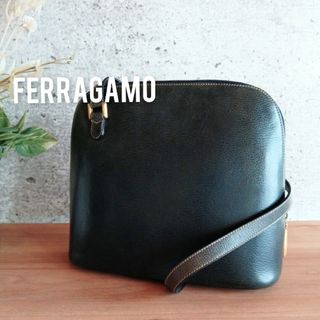 Salvatore Ferragamo(ショルダーバッグ)のフリマアイテム一覧 Salvatore Ferragamo(ショルダーバッグ)のフリマアイテム一覧