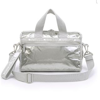 LeSportsac(シルバー/銀色系)のフリマアイテム一覧 LeSportsac(シルバー/銀色系)のフリマアイテム一覧