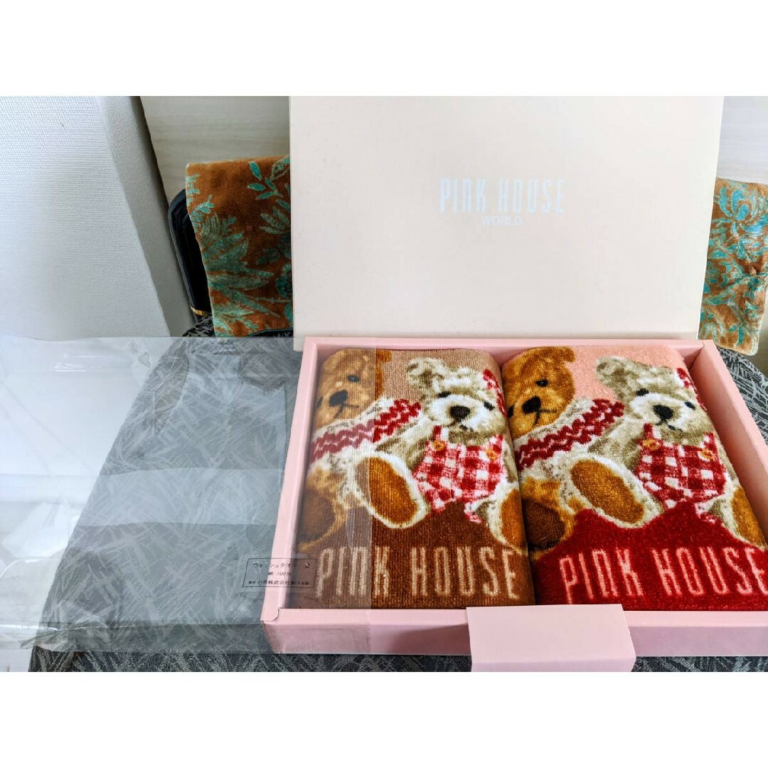 PINK HOUSE(ピンクハウス)のピンクハウスワールド　ウォッシュタオル2枚　ギンガムチェックくま セーター インテリア/住まい/日用品の日用品/生活雑貨/旅行(タオル/バス用品)の商品写真
