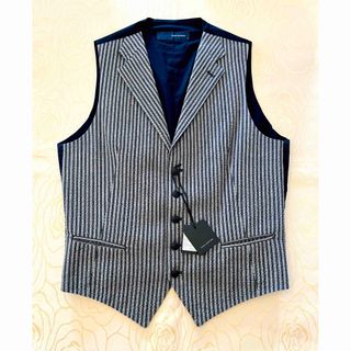 TAGLIATORE - タリアトーレ TAGLIATORE ベストの通販 by KOMEHYO TAGLIATORE - タリアトーレ TAGLIATORE ベストの通販 by KOMEHYO