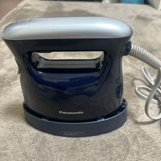 Panasonic - 未使用パナソニック コードレススチームアイロン(白 Panasonic - 未使用パナソニック コードレススチームアイロン(白