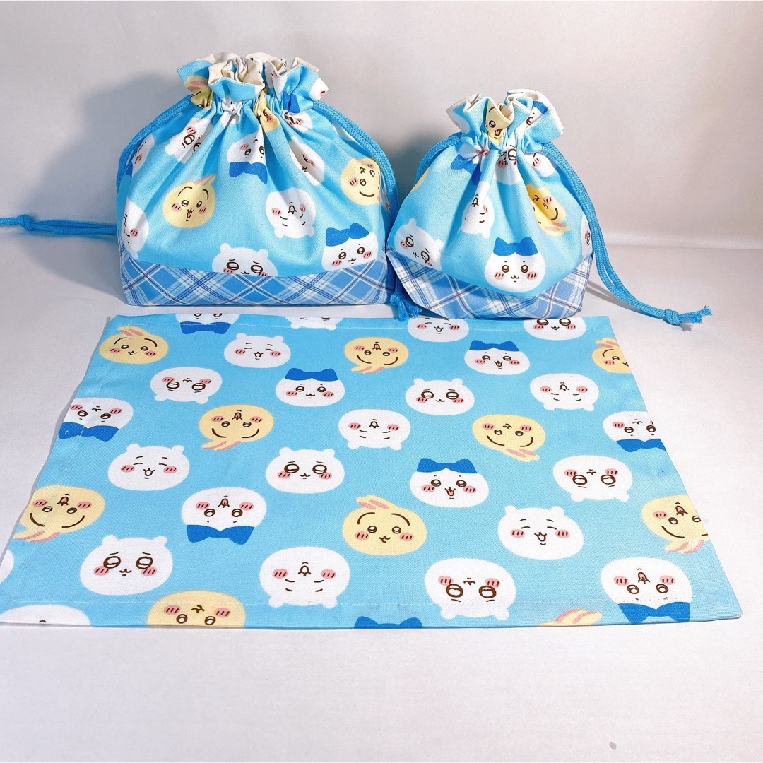 ちいかわ(チイカワ)のちいかわ お弁当袋 コップ袋 ランチョンマット キッズ/ベビー/マタニティのこども用バッグ(ランチボックス巾着)の商品写真